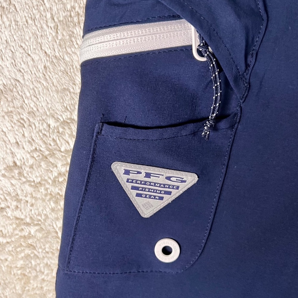 Columbia PFG Mens Size 40 Navy Blue Performance Fishing Short Omni-Shield Hiking - Picture 9 of 9